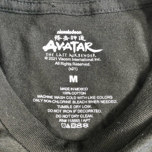 Avatar the Last Airbender Black T-shirt Size Medium!  (Fighting Aang) - Picture 3 of 4